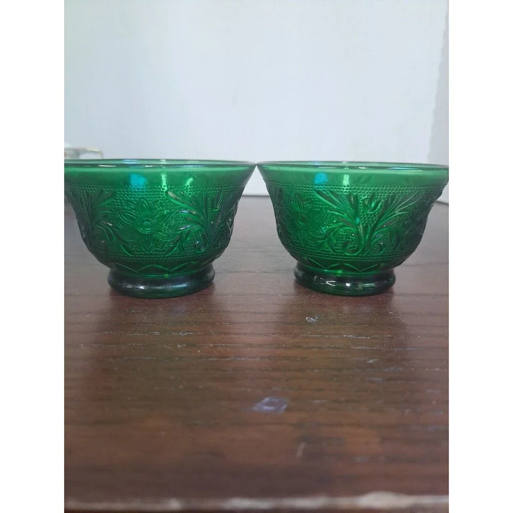 Set Of 2 1950s Anchor Hocking Forest Green Sandwich Glass Floral And Foliage...